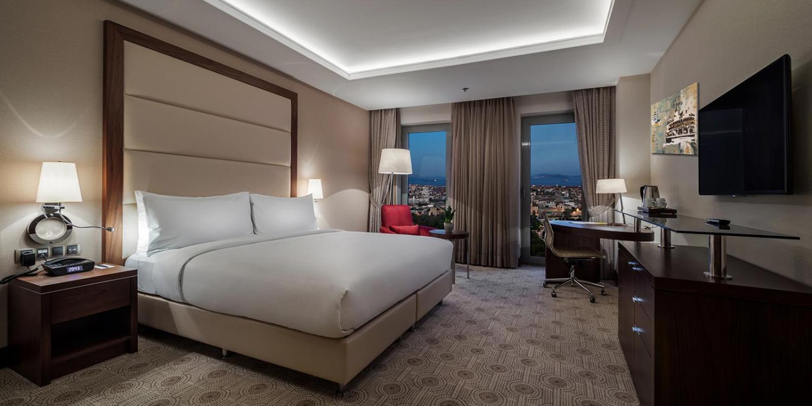 Doubletree By Hilton Istanbul Topkapi Exterior photo